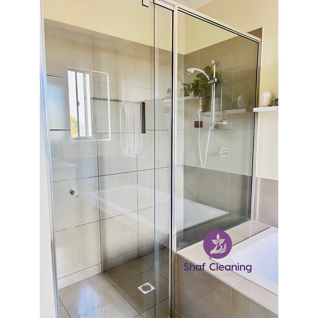 Spring House Cleaning (Deep Cleaning + Window cleaning)
